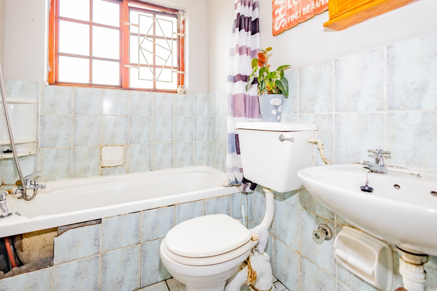 3 Bedroom Property for Sale in Protea Village Western Cape
